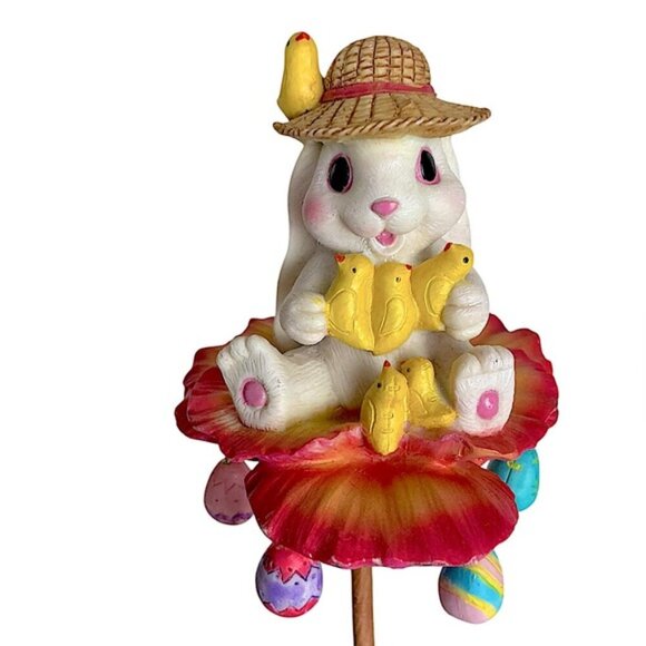 Cracker Barrel Easter Bunny Vintage Figure Incredible Details Chicks Easter Eggs - Picture 7 of 16